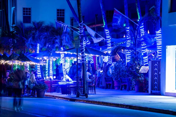 Miami Beach Usa Października 2021 Nocne Zdjęcie Restauracji Neonami Ocean — Zdjęcie stockowe