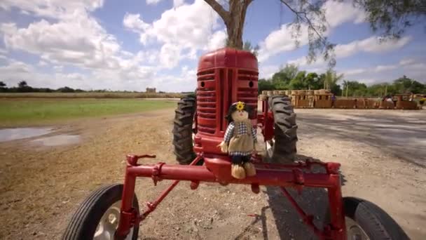 Promenade Tracteur Agricole Rouge Séquences Mouvement — Video