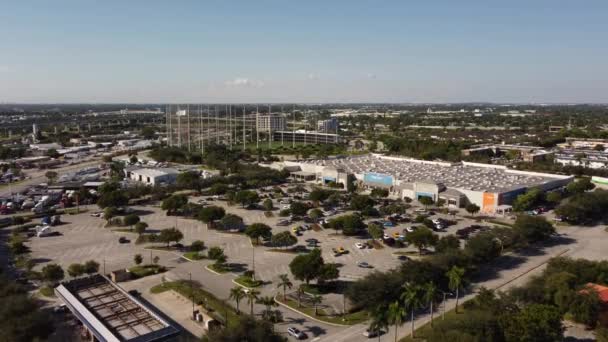 비디오 Miami Gardens Walmart Topgolf — 비디오