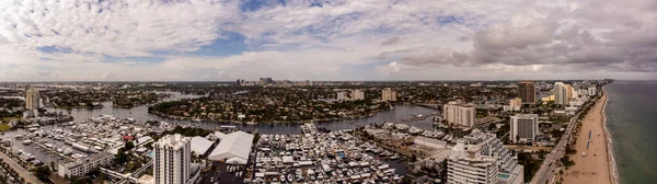 Fort Lauderdale Uluslararası Tekne Fuarı Nın Havadan Çekilmiş Fotoğrafı — Stok fotoğraf