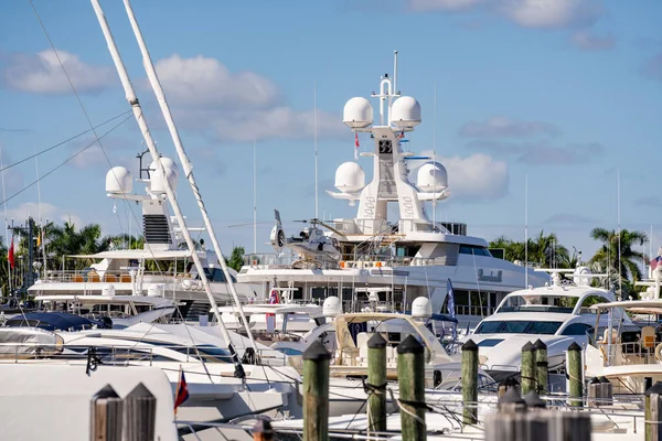 Fort Lauderdale Usa Oktober 2021 Båt Upphöjd Utställningen Fort Lauderdale — Stockfoto