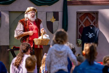 Hollywood, FL, ABD - 31 Ekim 2021: Camelot Günleri Ortaçağ Festivali TY Park Hollywood FL