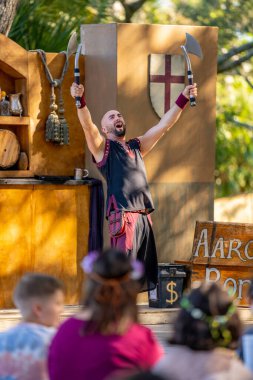 Hollywood, FL, ABD - 31 Ekim 2021: Camelot Günleri Ortaçağ Festivali TY Park Hollywood FL