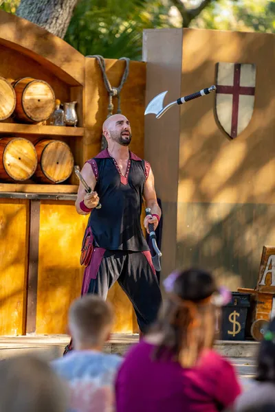 Hollywood, FL, ABD - 31 Ekim 2021: Camelot Günleri Ortaçağ Festivali TY Park Hollywood FL