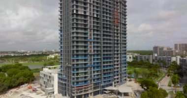 Hava aracı videosu SLS Residence Hallandale üstten 4k