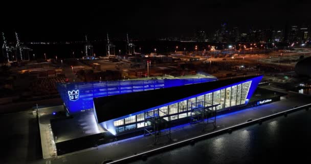 Luchtfoto Verwijderd Royal Caribbean Terminal Port Miami Cinematic — Stockvideo