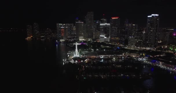 Downtown Miami Night Bayside Ferris Wheel Skyviews Night Aerial Shot — Stock Video