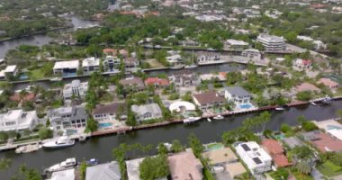 Fort Lauderdale FL 'de 10 milyon dolarlık malikane. 5k hava aracı videosu