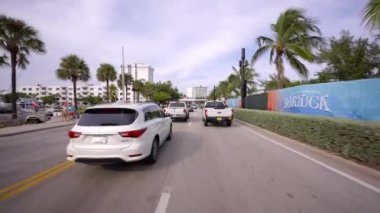 Motosiklet pov şeridi 4k hareket videosunu bölüyor