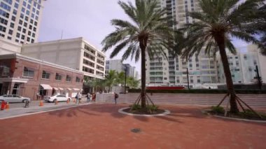 Fort Lauderdale FL ABD Rıhtımı 'na giriş hattı.