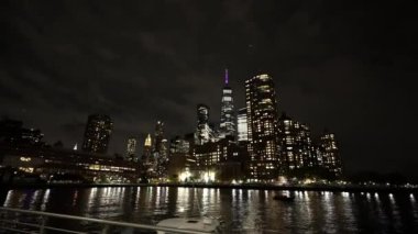 İskeleden Manhattan New York manzarası