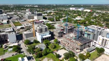 2021 Kasım 'ında Wynwood' da havadan çekim yapılan inşaat alanları