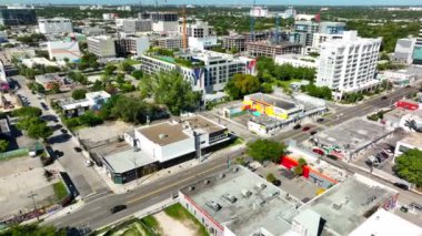 Hava desteği Wynwood Miami 'deki işletmeleri vurdu.