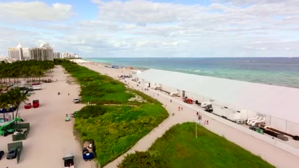 United Art Girişi Miami Beach Sanat Basel 2021 Hava 60P — Stok video