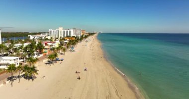 Yavaş çekim 5k hava aracı videosu Hollywood Sahili FL