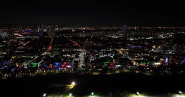 Miami Beach FL 'in Mavic 3 ile çekilen 5 km' lik güzel hava aracı videosu.
