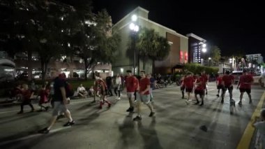 Boca Raton Tatil Yürüyüşü 4k gece videosu