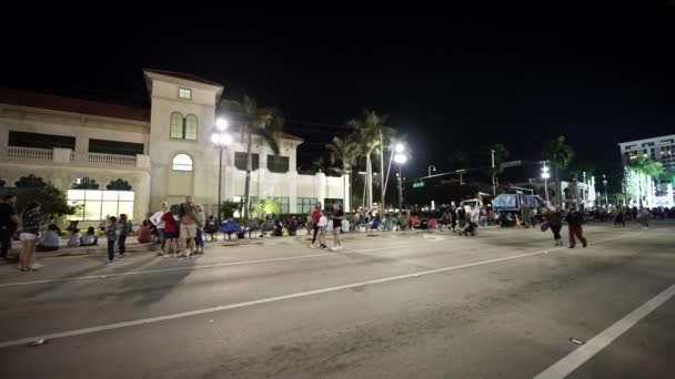 Die Menschen Bereiten Sich Auf Die Jährliche Feiertags Straßenparade Boca — Stockvideo