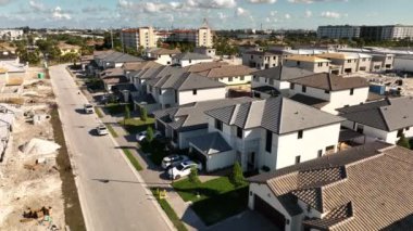 Yeni ev yapımı Doral Miami FL