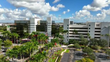 Doral FL 'deki Carnival Cruise Line ofislerinde.