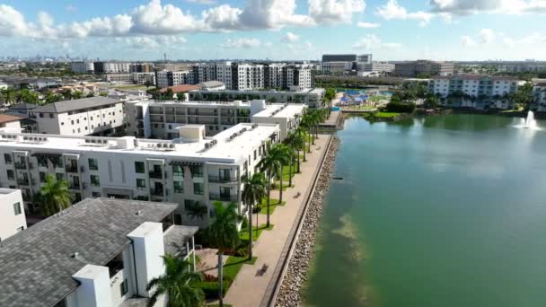 Luftbild Doral Miami Seeufer Immobilien — Stockvideo