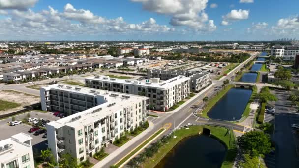 Wohnungsbau Doral 41St Street Miami Drohnen Inspektionsmaterial — Stockvideo