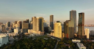 Brickell 'in 5k' lik hava filminin Miami stok görüntüleri