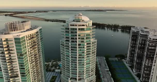 Antena Drone Video Bristol Tower Condominium Brickell Miami — Vídeos de Stock