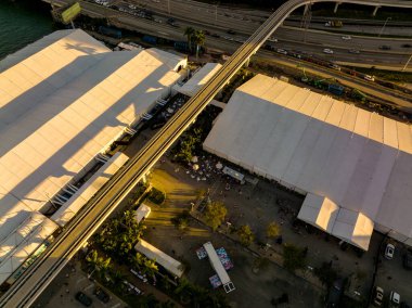 Miami 'de Art Basel etkinlik çadırları