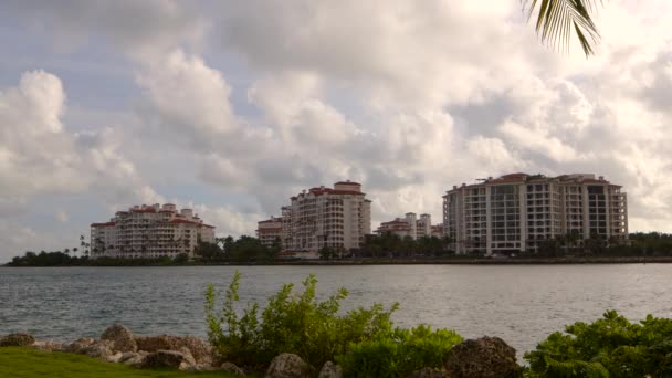 Miami Beach Scene Fisher Island — стокове відео