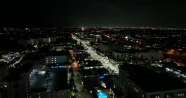 Gece görüntüleri Boca Raton FL USA şehir merkezinde