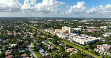 Hava Çekimi: Boca Raton Bölge Hastanesi