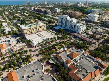 Şehir merkezindeki hava görüntüsü Boca Raton FL