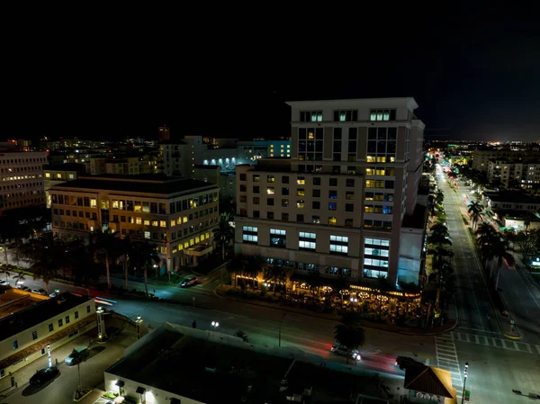 Foto Nocturna Hyatt Place Downtown Boca Raton — Foto de Stock