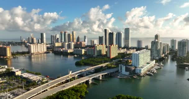 Aerial Drone Video Scene Sunny Isles Beach Approaching Atlantic Ocean — Stock Video