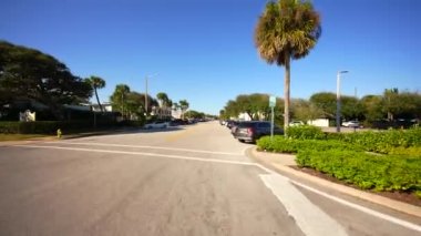 Motoin videosu Kardinal Vero Plajı FL 4K 60fps