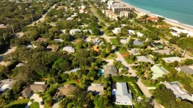 Okyanus yakınlarındaki Vero Beach FL evleri