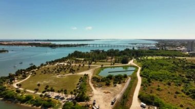Hava görüntüleri Harbour Pointe Park Fort Pierce FL