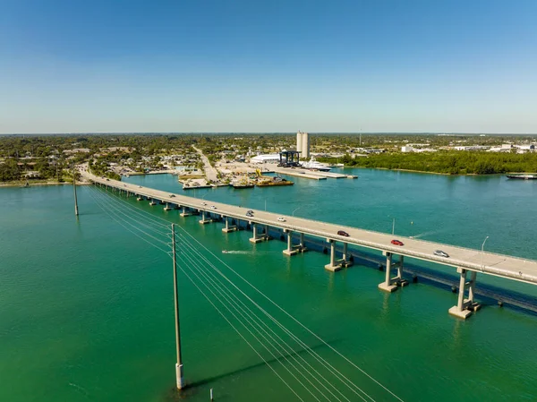 Fotografia Aérea Fort Pierce South Bridge Linhas Energia — Fotografia de Stock