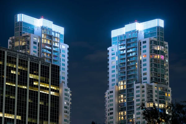 Night Photo Vizcayne Condominiums Downtown Miami — 스톡 사진