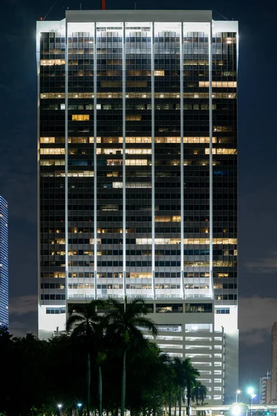 Foto Notturna Della 100 Biscayne Tower Downtown Miami — Foto Stock