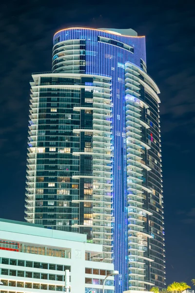Ночные Фото Мирового Центра Майами — стоковое фото