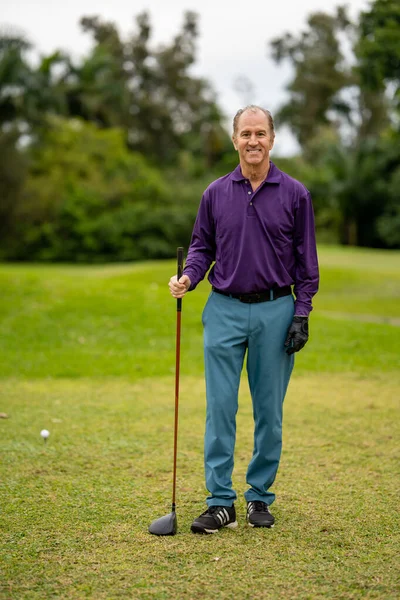 Beau Champion Senior Golf Sur Terrain Golf — Photo