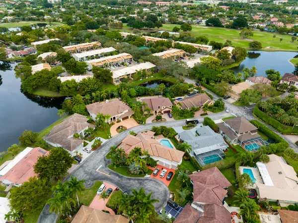 Florida Daki Plantasyon Mahallelerindeki Hava Fotoğraflı Evler — Stok fotoğraf
