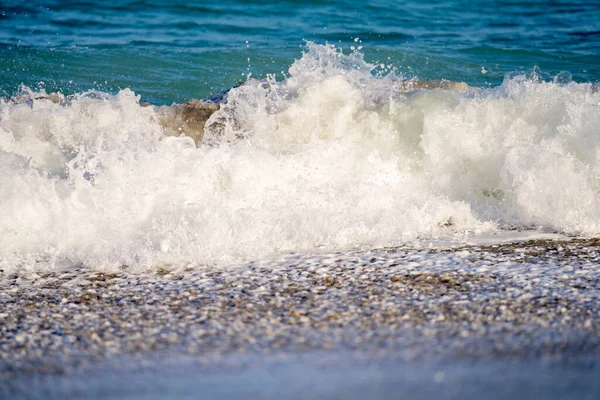 Natura Paesaggio Oceano Riva Onde Che Schiantano Sulla Spiaggia — Foto Stock