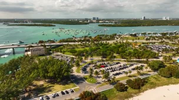 Antennenhersteller Haulover Beach Sandbank Miami 60Fps — Stockvideo