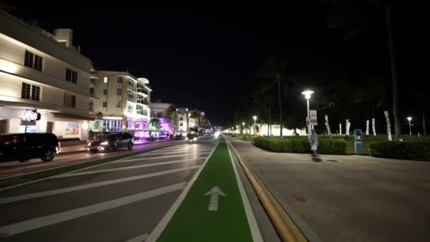 Miami Beach Usa Februari 2022 Nattvandring Miami Beach Ocean Drive — Stockvideo