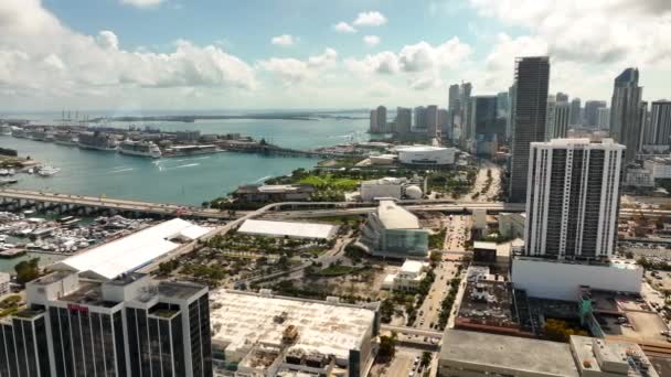 Bayside Miami Downtown Stadsbild Antenn Video — Stockvideo