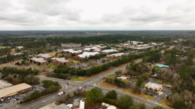 Hava durumu Tallahassee Bölge Üniversitesi Kampüs Sahnesi 'ni gösteriyor