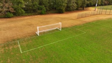 Bir futbol sahası golünün havadan videosu